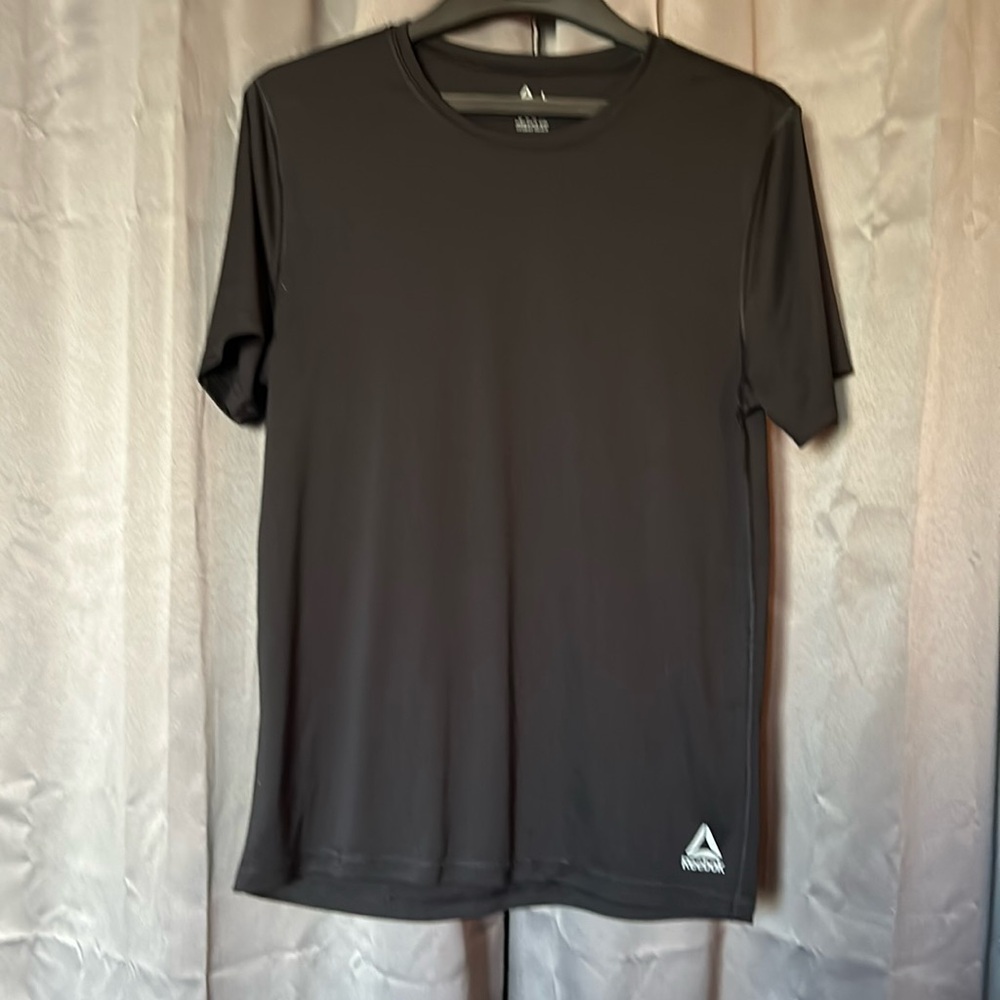Reebok men’s shirt,L